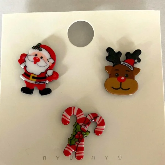 Three Christmas pins - Picture 1 of 5